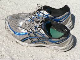 What Are The Best Shoes For Running On The Beach - Best Beach ...