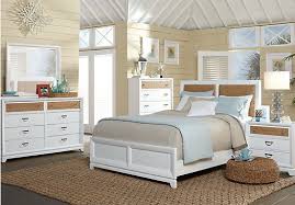 Shop for a Coastal View 5 Pc Queen Bedroom at Rooms To Go. Find ...