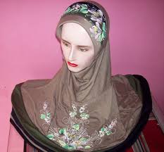 Aneka Jilbab Cantik Harga Murah di Raisha Silver