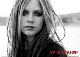 .Avril Lavigne News. Images?q=tbn:ANd9GcQbyuuidmioZ7FGwb6tPZib2IyoZ5Q16LW1d3my1_UIie8MUE9qzw