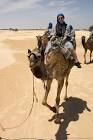Photo - Promenade Ã DROMADAIRE dans les dunes de sable du Sahara ...