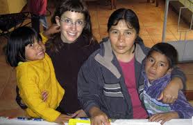 Ihr Freiwilliges Soziales Jahr absolviert die 20-jährige Grenzach-Wyhlenerin Katharina Sack im peruanischen Huaraz. In ihren Berichten aus den Anden ... - 9390664