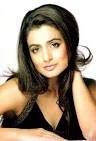 Bollywood actress Amisha Patel's wallpapers (magazine scan Page - 1) - amisha_patel_magazine1