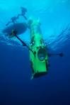 Avatar and Titanic director James Cameron reaches ocean's deepest ...