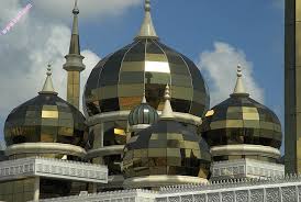 : المسجد الكرستالي في ترينغانو ..... ماليزيا Images?q=tbn:ANd9GcR-rals3_QqyyQWpyuLLbugKFVj7LS31OT3udoyJ91Qgfac8oqtQg&t=1