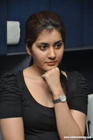 actress-rashi-khanna-latest-stills-15 - actress-rashi-khanna-latest-stills-15