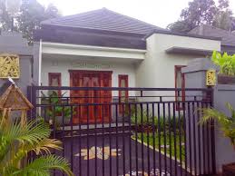 Desain Pagar Rumah Minimalis Paduan Dengan Pintu Gebyok | Info ...
