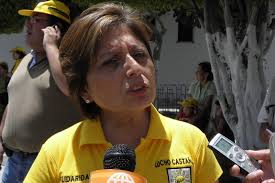 Afirmó la congresista de Solidaridad Nacional Fabiola Morales en un medio local (Expreso). “Nosotros trabajamos con el firme propósito de servir a nuestro ... - 20100406eleccion