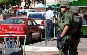 Que tan grande es el problema del narco en Brasil??  FOTOS ffaa vs narcos en favelas Images?q=tbn:ANd9GcROTVziEQgTfUrElHvRZqkGR3WfP_IQZHUDwjJBWGb55DpPCKf7