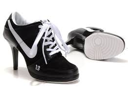 black and white nike women shoes � Q Nightclub