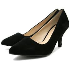 Wear comfortable black Kitten heels for a hectic day | OznurFASHION