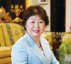 Chinese Women Zhang Xin \u0026amp; Yan Cheung Join Billionaire Moms club ... - picv280t3bi