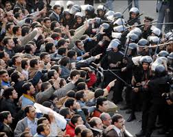 يوم غضب في مصر@صور من مصر Images?q=tbn:ANd9GcRYM4wQGGHHtxaebt6HeZzwW4gp1fnfZlWYZ_jBfAkkRsQZW1-x_w
