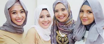 Tips Memilih Hijab Sesuai Bentuk Wajah | Busana.id