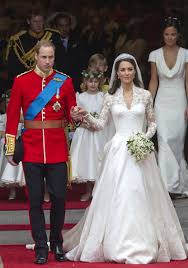 صور الزفاف الملكى فى بريطانيا (ويليام و كيت) Images?q=tbn:ANd9GcRYxn65x9q5q0pOWhuBC8oOdfveXfx6bo38JI5Q6iGy1ZK1bG5NcA