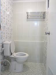 Awesome Small Bathroom Desain Kamar Mandi Kecil Sederhana - Gambar ...
