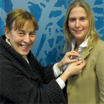 Honour and heirloom for Sarah Teichmann | MRC Laboratory of ... - SarahTeichmannHeirloom