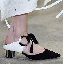 Trend Model Sepatu dan Sandal Wanita Terbaru 2016