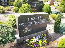 Grab von Johann Caspers (20.08.1906-06.01.1998), Friedhof Stapel