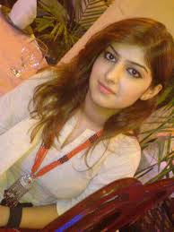 Reeba Ch From Islamabad For Mobile Friendship