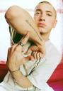  Eminem احلى صور Images?q=tbn:ANd9GcS49h8DtOuo57XeJXbWdsIPqLPa50xPbyFynjvj4a5T1aXEPyTTJh-Hb1M