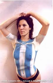 Sexy Argentina Body Painting (1)