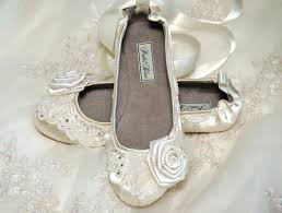 Wedding Shoes Ballet Flats Vintage Lace Swarovski by Pink2Blue