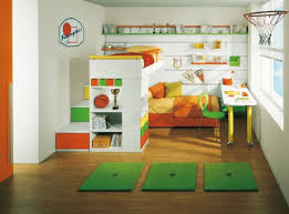 أجمل غرف نوم للأطفال... - صفحة 8 Images?q=tbn:ANd9GcSZvQRvz7K1m0s0e4-jeKllr7TgMiHZnh3b8CGaNO62G5fywL81
