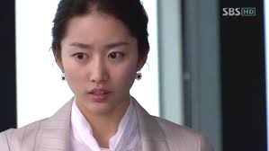 He is absolutely unacceptable, and the President refuses to accept him as his daughter&#39;s boyfriend. Overhearing this exchange is Seung Mi, who&#39;s so shocked ... - 0195