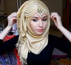 Fashion Hijab Modern 2016 dengan Aneka Aksesoris Cantik