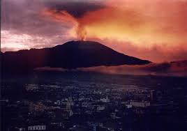 Apocalypto: Erupciones volcánicas Images?q=tbn:ANd9GcSnOWJTj36Kmq65UaD-NqTiLadPOYe58OPcpxN6DXiakeKLuak1DQ
