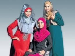 Fesyen Busana Muslim Tarik Peminat Melbourne - Baju Raya - CARI ...