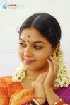 Desc: Ambili Devi, Ambili Devi Malayalam Actress pics - Ambili_Devi_16973rs