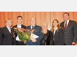 Polizist Detlef Bittner erhält den Preis für Völkerverständigung ...