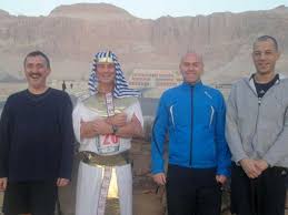 Menschen: Hartmut Keck, Egyptian Marathon Luxor 2011 - Nach dem ... - 2011-egyptian-marathon-luxor1