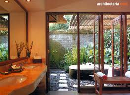 Merencanakan Kamar Mandi Dengan Konsep Terbuka (Open Air Bathroom ...
