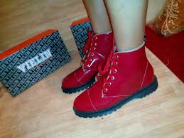 Jual sepatu boot merah cewe / docmart wanita murah 109 - grosir ...