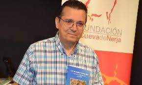 Rafael Yus publica un libro sobre la evolución turística de Nerja ... - 26930474