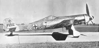 Focke-Wulf Ta-152 : L'intercepteur des hautes altitudes Images?q=tbn:ANd9GcTJsLvjirjv_-fq1Ayjt94TdCw93eKLGBT8Llfh0HXapDogwIDuXmQhoZc