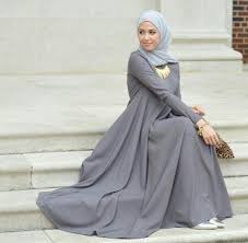 Withloveleena wearing a gray flowy dress! | Hijab Fashion ...