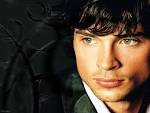 Zap2It again had the Smallville Scoop with Tom Welling. - tom-welling-wallpapers