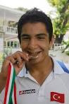 19 yaşındaki Taha Akgül'ün dünyanın üst düzey sporcularının katıldığı bir ... - izmirli-taha-olimpiyata-yakin-IHA-20110309AY397250-01