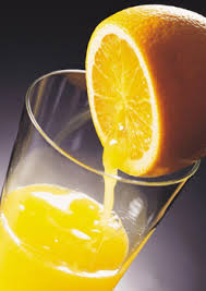 عصير البرتقال يخفض نسبة الكولسترول  Images?q=tbn:ANd9GcTXuTtw46B_oLud79-XoRNdjcWuAhCyQRMr8K4C_D77KdoN-pyt