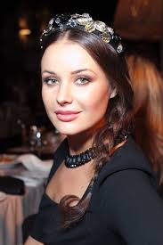 Re: Oksana Fedorova - Miss Universe 2002 Official Thread - img_1c615f725ac2d32008036fa0422f78ab