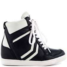 Rock & Candy Jumper Black White Shoes for Women | Cofov