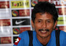 Pelatih Pelita Jaya Jajang Nurjaman merasa senang dengan kemenangan telak ... - 92036hp2