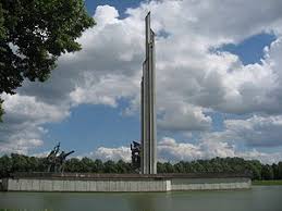 Monument ter herdenking van de overwinning van de Sovjet-Unie op Nazi-Duitsland Monument ter herdenking van de overwinning van de Sovjet-Unie op Nazi-Duitsland