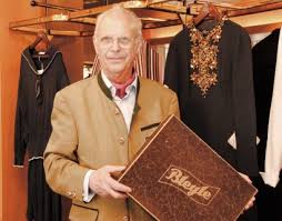 Zum Monatsende schließt Egon Dehner, Enkel des Gründers, das traditionsreiche Bekleidungshaus – zum Bedauern vieler Kunden aus der ganzen Region.