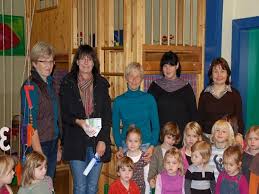 Das Kindergarten-Team mit Anna Kratzer - Ellgau - 847687_web