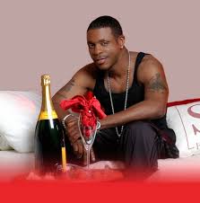 Keith Sweat gets smooth up on